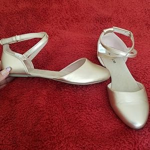 Gold flats